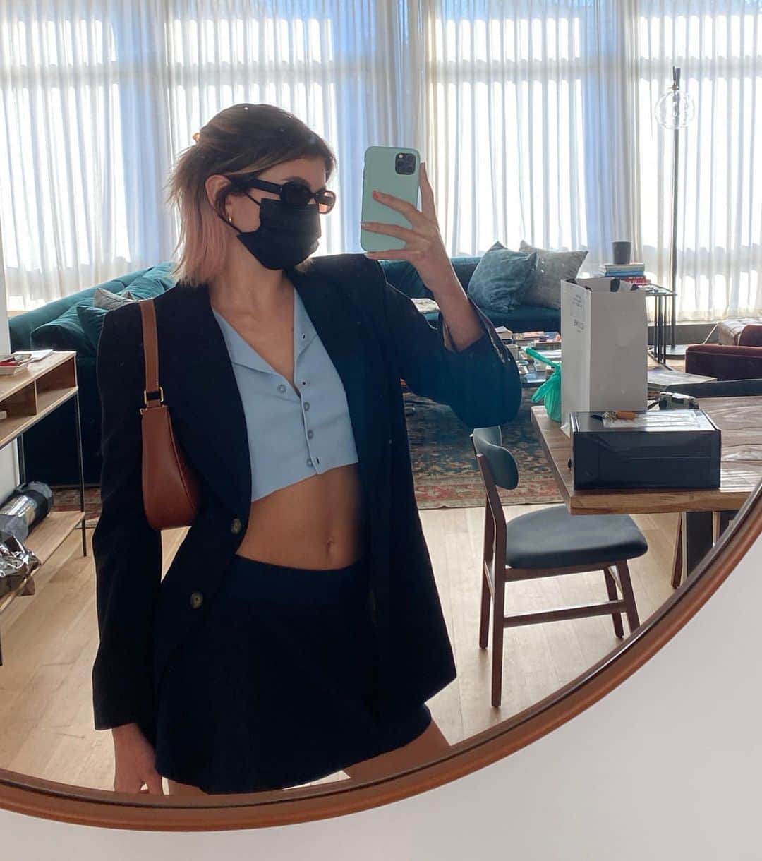 ELLE girl JAPANのインスタグラム