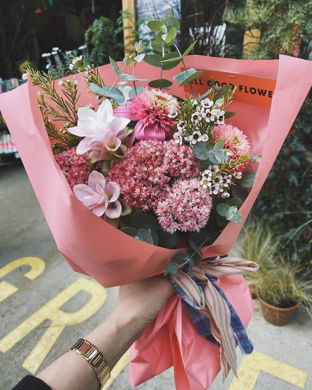 翁安芸さんのインスタグラム写真 - (翁安芸Instagram)「💓💓💓　#flowerpower #allgoodflowers」10月11日 15時16分 - akinyc