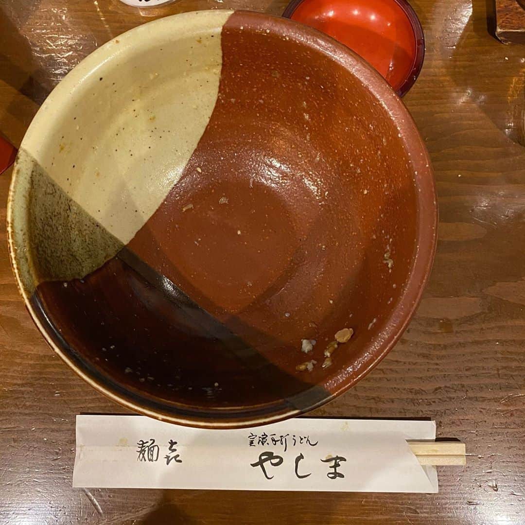 浅野忠信のインスタグラム：「美味しい  @sanuki_udon_yashima_shibuya」