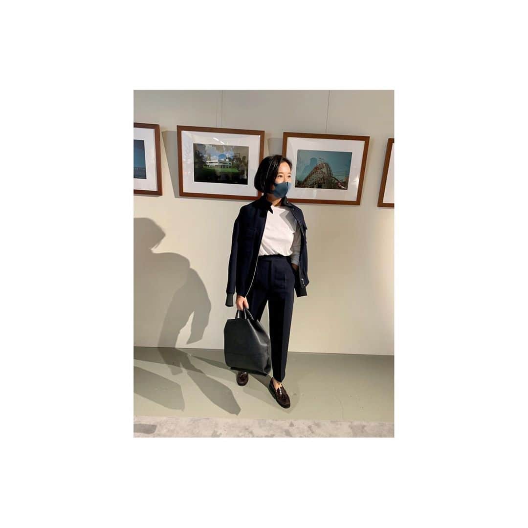 佐藤佳菜子さんのインスタグラム写真 - (佐藤佳菜子Instagram)「今年の秋冬は @uncrave_official の服しか 着ていません。  このブルゾンは コレクションの中では こっそりしたアイテムでしたが  わたしはおそろしく 気に入っています。  @uncrave_official」10月11日 15時56分 - kanakosato1019