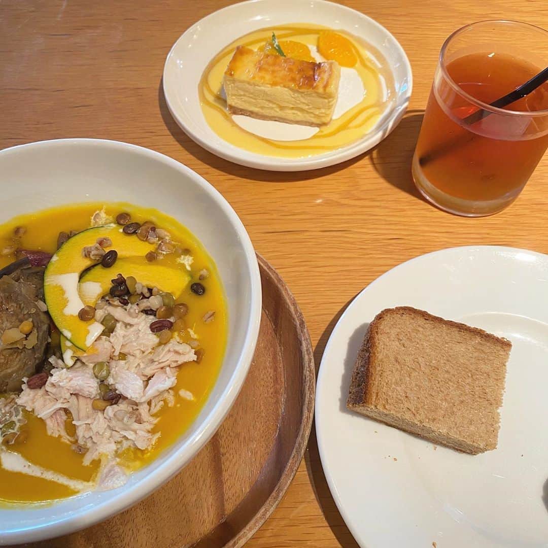 B JIRUSHI YOSHIDAのインスタグラム