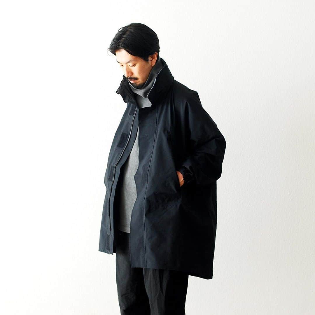 のインスタグラム：「_ ［Limited］ KAPTAIN SUNSHINE × Goldwin / キャプテンサンシャイン × ゴールドウィン "Gore-Tex Pro Monster" ¥93,500- _ 〈online store / @digital_mountain〉 https://www.digital-mountain.net/shopdetail/000000011735/ _ 【オンラインストア#DigitalMountain へのご注文】 *24時間受付 *15時までのご注文で即日発送 *1万円以上ご購入で送料無料 tel：084-973-8204 _ We can send your order overseas. Accepted payment method is by PayPal or credit card only. (AMEX is not accepted)  Ordering procedure details can be found here. >>http://www.digital-mountain.net/html/page56.html _ #KAPTAINSUNSHINE #キャプテンサンシャイン #Goldwin #ゴールドウィン _ 本店：#WonderMountain  blog>> http://wm.digital-mountain.info/blog/20200720-1/ _ 〒720-0044  広島県福山市笠岡町4-18  JR 「#福山駅」より徒歩10分 #ワンダーマウンテン #japan #hiroshima #福山 #福山市 #尾道 #倉敷 #鞆の浦 近く _ 系列店：@hacbywondermountain _」