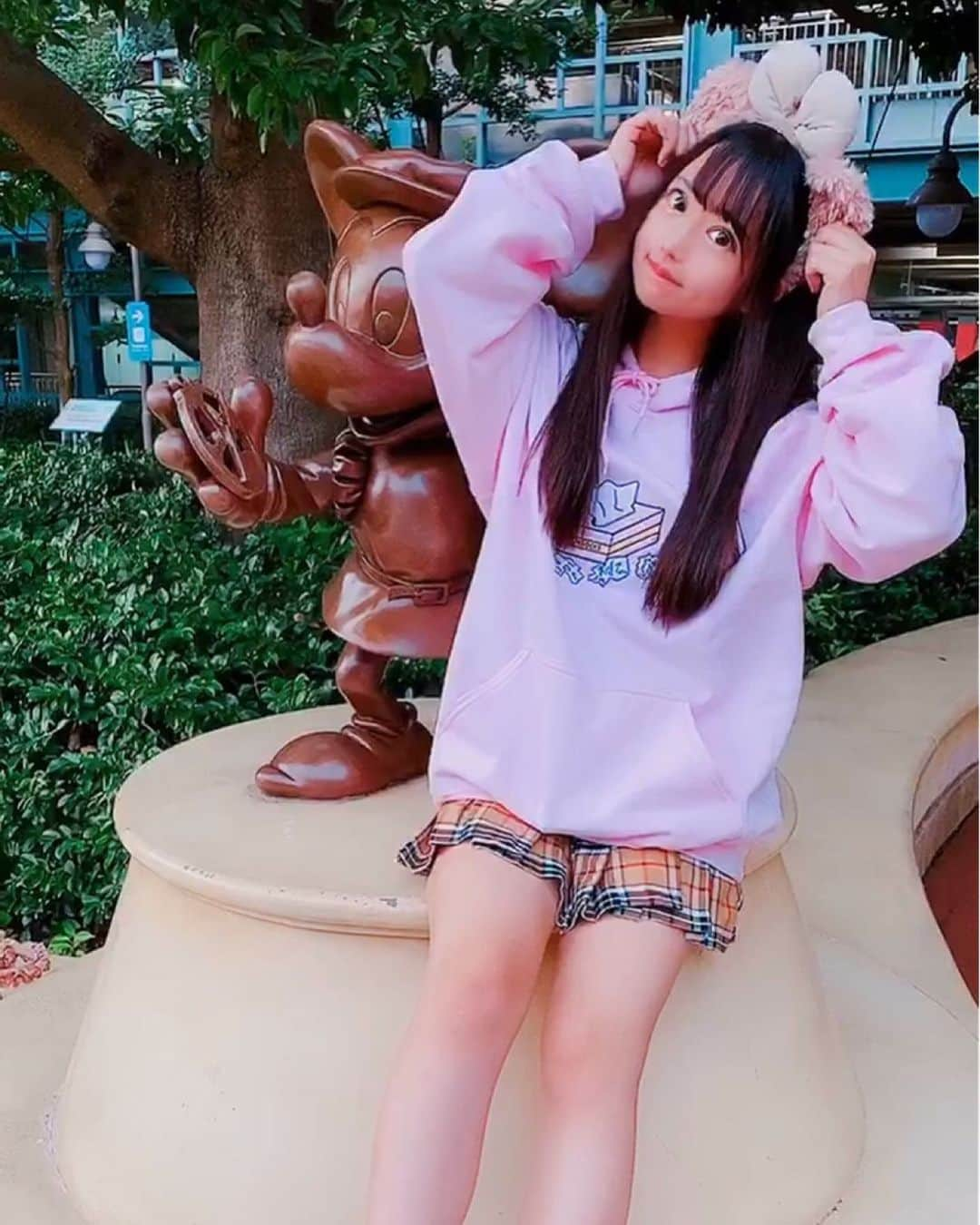 Shioriさんのインスタグラム写真 Shioriinstagram 制服ディズニーのつもり アイドル グラドル ディズニーシー ダッフィ シェリーメイ パーカー Disney Tokyodisneysea 10月11日 17時18分 Sweetshiorin