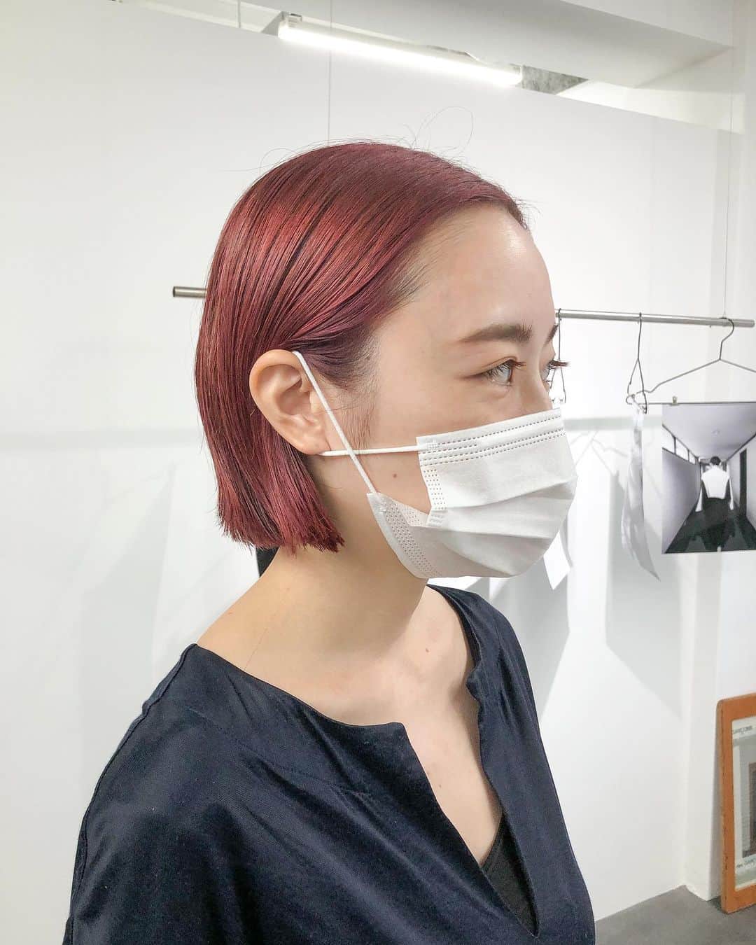 北岡りえのインスタグラム：「テラコッタみたいな 秋ブラウンまつげ🤎 I curl /140 @foude_eye   GARNET × ASH × NATURAL  アイリストさんとか美容師さんが きてくれるのも嬉しい最近です🍐  @koko.1022  ありがとう🥺💓  #eyelist #eyedesigner  #icurl #colorextension  #browneyelash」