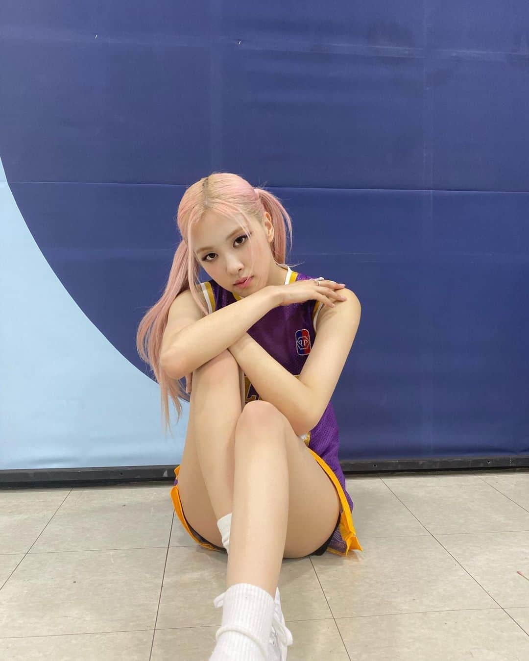 ロゼさんのインスタグラム写真 - (ロゼInstagram)「Pretty pretty savage 😈」10月11日 17時22分 - roses_are_rosie