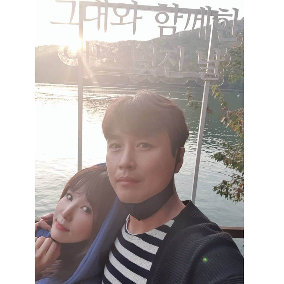 イ・ドングクさんのインスタグラム写真 - (イ・ドングクInstagram)「그대와 함께한 어느멋진날..🌅 wonderful day with you #쉬는날 #나들이 #산책 #날씨좋노 #일몰」10月11日 18時01分 - dglee20