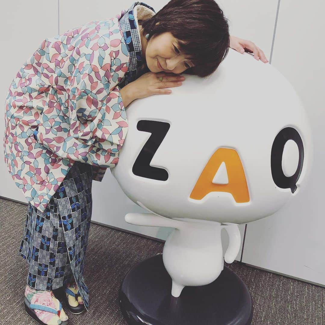 藤田朋子さんのインスタグラム写真 - (藤田朋子Instagram)「今日は #zaq くんと　#ハグ #着物を着ている芸能人 #着物女子」10月11日 18時07分 - chiendormant