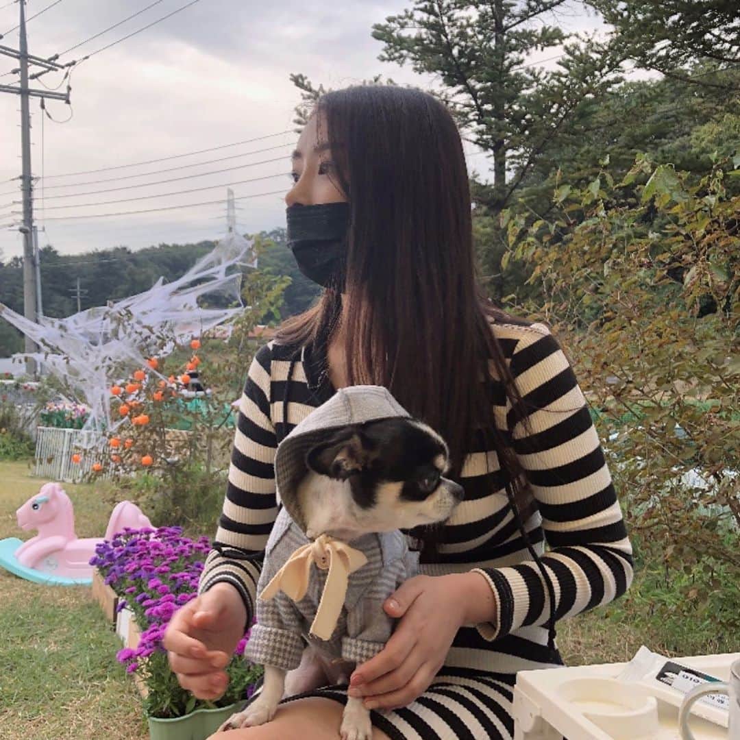 ミンジさんのインスタグラム写真 - (ミンジInstagram)「안녕 주말👋 . #주말#리필좀해주세요 #나름 #단골인데 ...」10月11日 18時27分 - luv_minji_