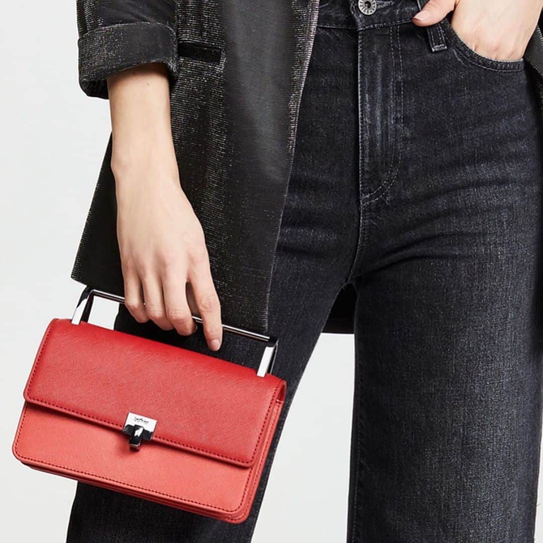 ボトキエのインスタグラム：「Sunday scaries? Shop them away during the last day of our Lennox flash sale! Problem solved. #botkier #flashsale」