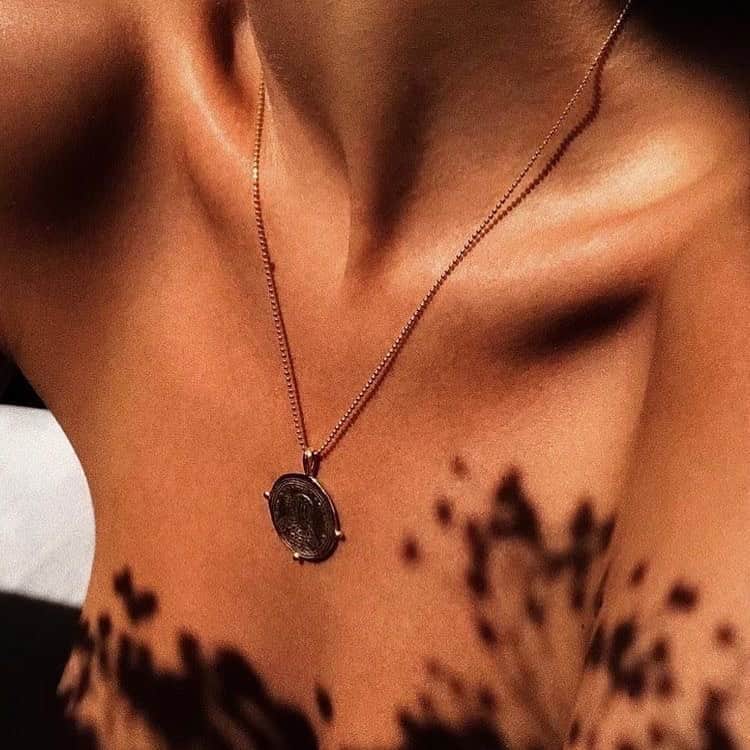 ブルーライフのインスタグラム：「Sunday uniform 🕊 #shopplanetblue」