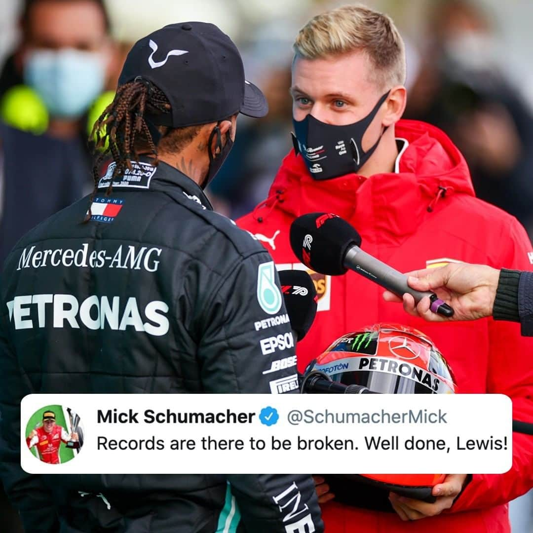 F1さんのインスタグラム写真 - (F1Instagram)「𝐑𝐄𝐒𝐏𝐄𝐂𝐓: @LewisHamilton 🤝 @MickSchumacher⁣⁣ ⁣⁣ Lewis Hamilton equalled Michael Schumacher's record of 91 victories 👏 ⁣⁣ ⁣⁣ #F1 #Formula1 #Hamilton #Schumacher #EifelGP」10月12日 5時41分 - f1