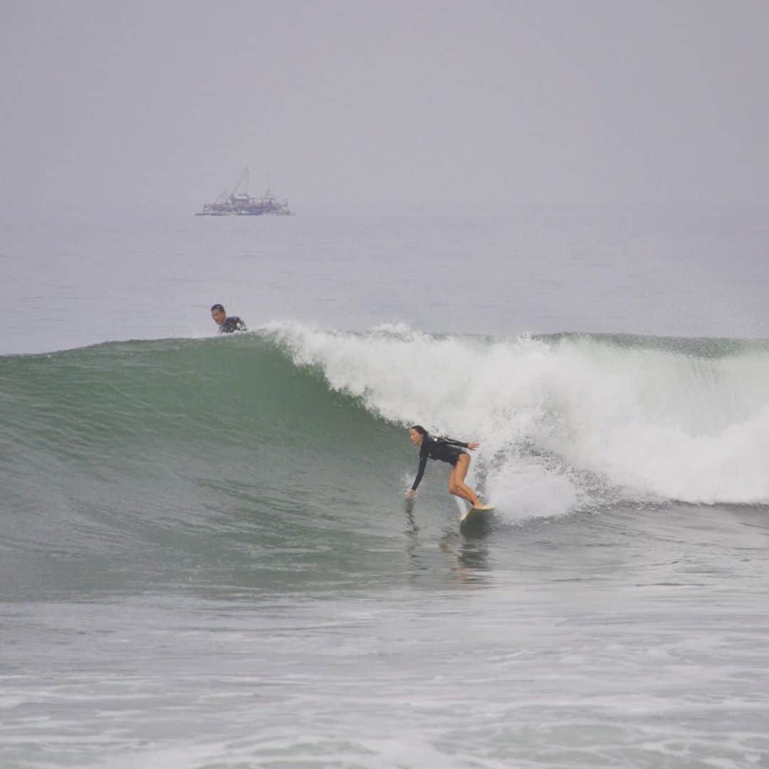 mitsuxmitsu24のインスタグラム：「Take me back to there  * * あー、ゆっくりサーフィンしたい。 * #いつかのチマジャ #surfing #surf #surfinglife #surfer #surfergirl #cimaja #indonesia  #サーフィン #サーフィン女子 #サーフィンライフ #サーファー #サーファーガール #サーフィンのある生活 #サーファー女子 #インドネシア」