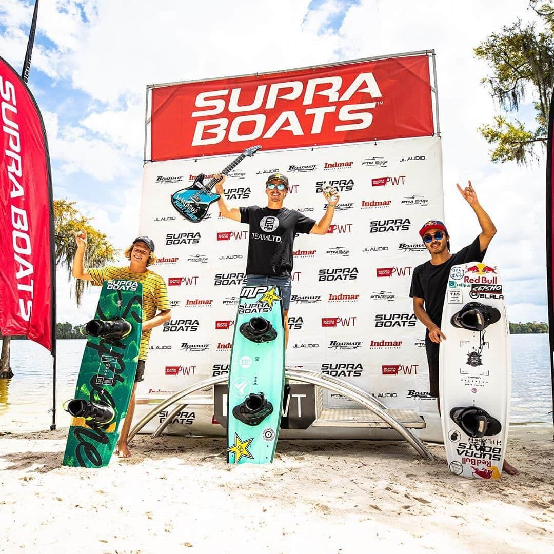 手塚翔太のインスタグラム：「Finished 3rd at final stop of @supra_boats @prowakeboardtour and end up 4th overall series😎🤘🏻 It was crazy year this year but thanks to everyone who supported me and looking forward to be back another great season next year!  昨日全米TVでも放送されましたが、プロツアー最終日は3位という結果そしてシーズンランキングは4位という結果で終了しました！🙌🏻 凄く大変な一年ではありましたが、皆さまのサポートのお陰で今年も良いシーズンがおくれました。 沢山の応援有り難う御座いました😎🙏🏻  @redbulljapan @hoken_zenbu @seisho_2000 @piloxs_shinohara @fitness_gym_t.i.s @blalawetsuits @obrienwatersports @hilx」