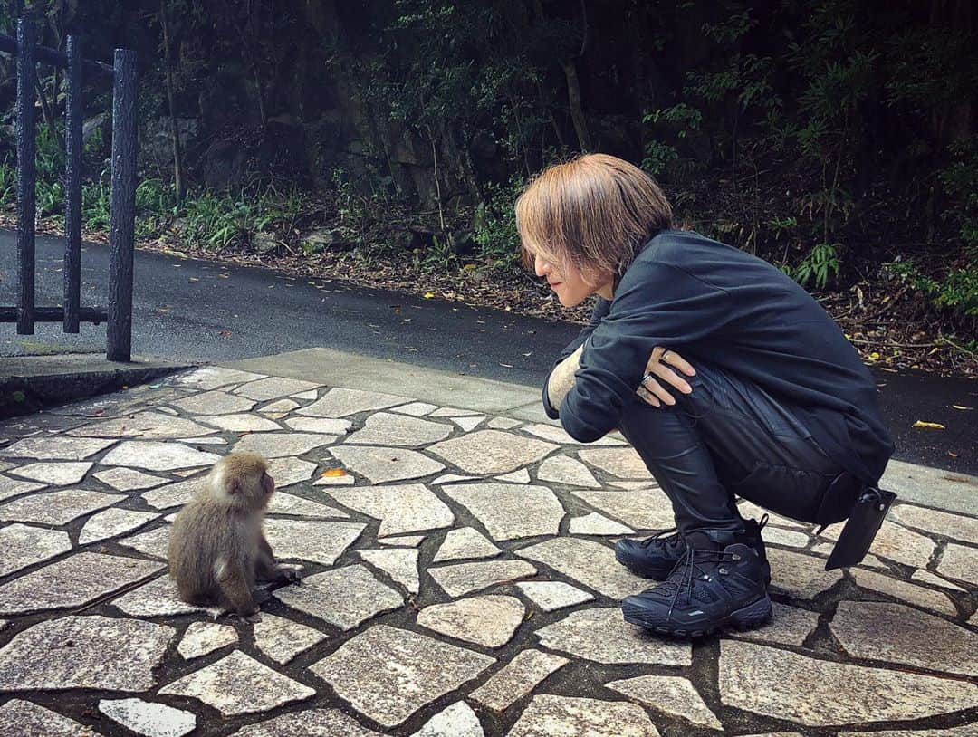 SUGIZOさんのインスタグラム写真 - (SUGIZOInstagram)「屋久島で出逢った友人😌」10月11日 21時54分 - sugizo_official