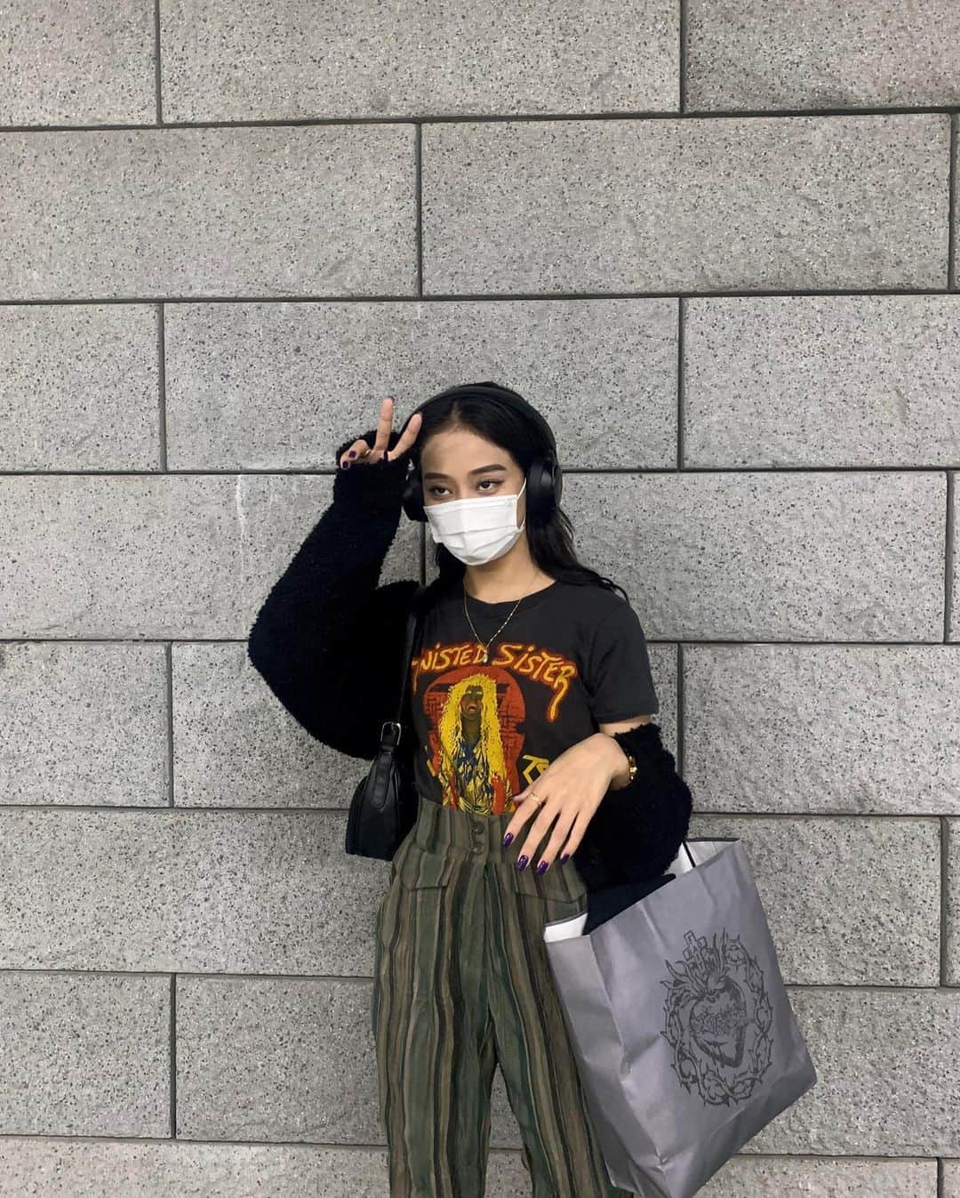 のインスタグラム：「🧟‍♀️」