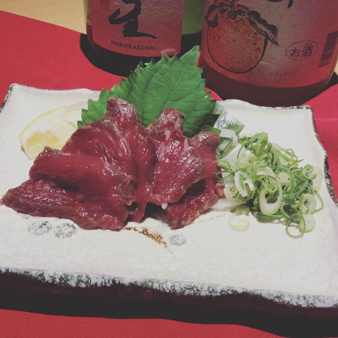 ゆずの小町 布施駅前店さんのインスタグラム写真 - (ゆずの小町 布施駅前店Instagram)「#馬肉ユッケ #ゆずの小町布施 #九州魂布施 #おすすめ #推し #個室 #居酒屋 #日本酒 #ゆず酒 #馬肉 #馬肉たたき #馬肉ゆっけ #馬刺し」10月11日 22時36分 - yuzunokomachi_fuse