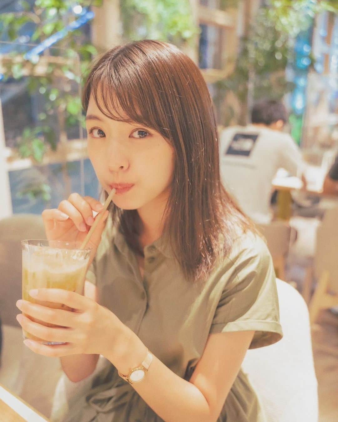 のインスタグラム：「.  久しぶりに何も予定のない日曜日やった☀️  夕方から一人でショッピング🛍 結局迷いすぎて一旦保留。笑  最後に行ったお店で、「モデルしてますか？」って言ってくれた子が同じ大学でうちのこと知ってくれてはって嬉しかった🥺 試着しながらめちゃめちゃ喋ってた😆  #missandmrryukoku #ポートレート #関西 #京都 #ミスキャン #ミスグランプリ #ミスコレ　#ミスオブミス2020 #momo撮影会 #高身長モデル #momo撮影会in関西　#ポートレートしま専科 #ファインダー越しの私の世界 #いいね返し #お洒落さんと繋がりたい #2020ss #関西写真部share」