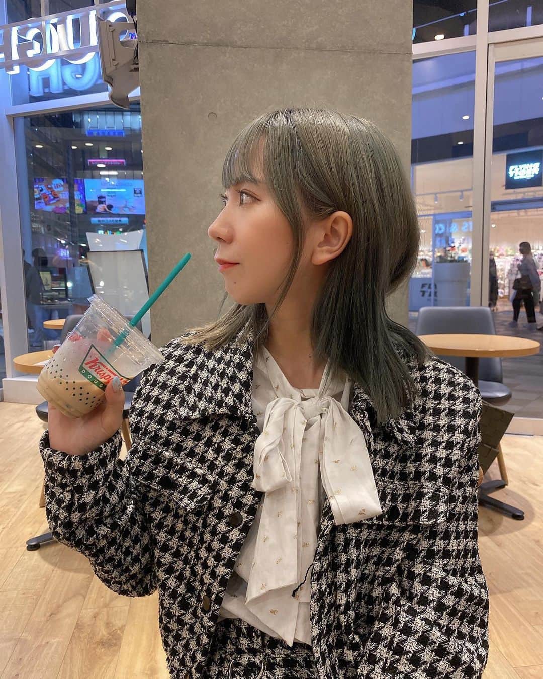 杉山優華のインスタグラム：「☕️☕️🍩 . . . #follow #followme #likeforlike #follow4follow #f4f #likeforfollow #like4follow #likeforlikes #followers #like4likes #follower #following  #followalways #follow4like #follow4followback #フォロー #フォローミー #フォロワー #フォロミー #フォロワー募集 #いいね #instagood #instagram #instafashion #instagramjapan #instalike #ファッション #love #photooftheday  #fashion」