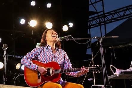 タクマ さんのインスタグラム写真 - (タクマ Instagram)「今日は大阪は万博公園でGENKi PARK行ってきまして大好きな先輩と大好きな曲で共演させて貰いました。 御膳立てしてくれたみんなほんまラブい。塚越さんもいつもありがとうです。  #トータス松本 #フォーラム三田村  #トータス兄さんがヒトリセカイを歌ってくれた #驚愕三田村」10月11日 23時23分 - takumamitamura