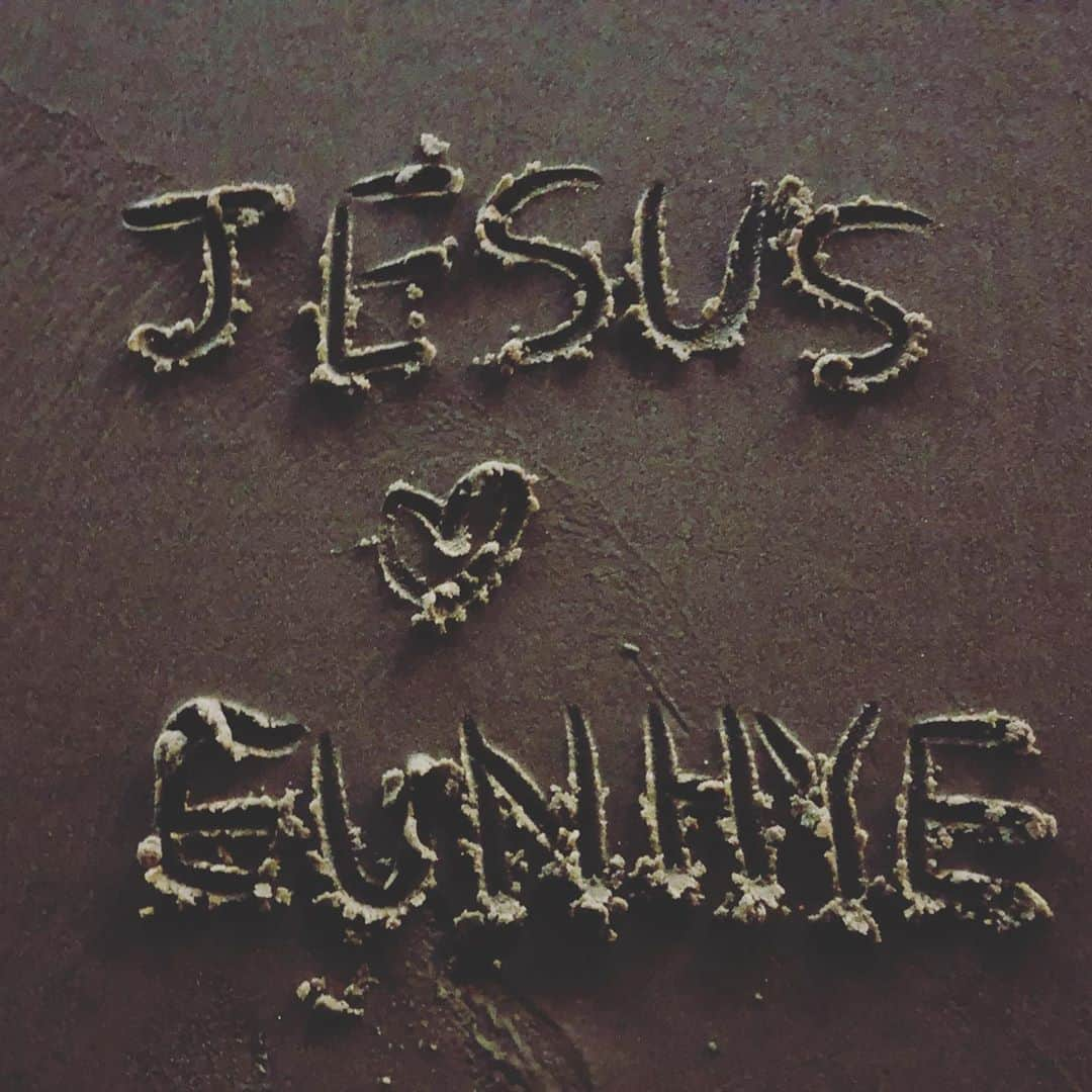 ユン・ウネさんのインスタグラム写真 - (ユン・ウネInstagram)「사랑합니다😍JESUS❣️Eunhye」10月11日 23時29分 - y1003_grace