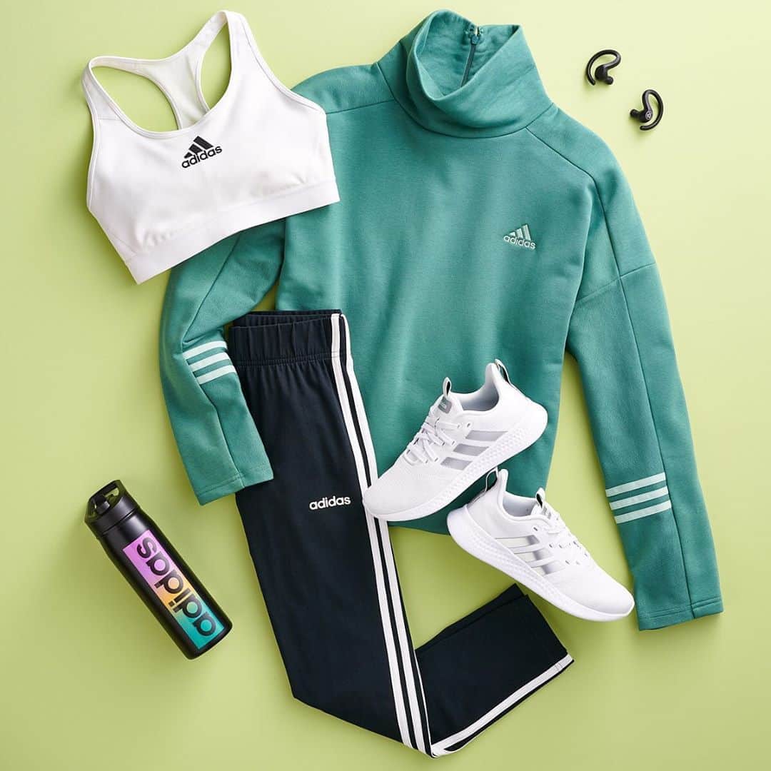 ロック&リパブリックのインスタグラム：「Cool workouts, cooler styles. 👟Tap to shop adidas. #Kohls」
