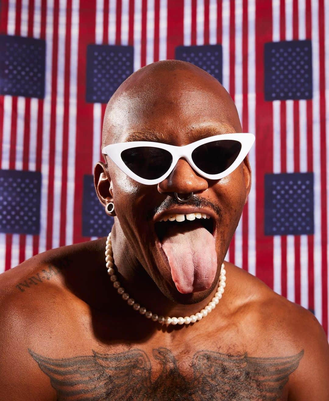 Paul Octaviousのインスタグラム：「Hey Sissy 🇺🇸👋🏾 Ben / @trotterben For @theblaqagenda collab zine #blaq #queer」