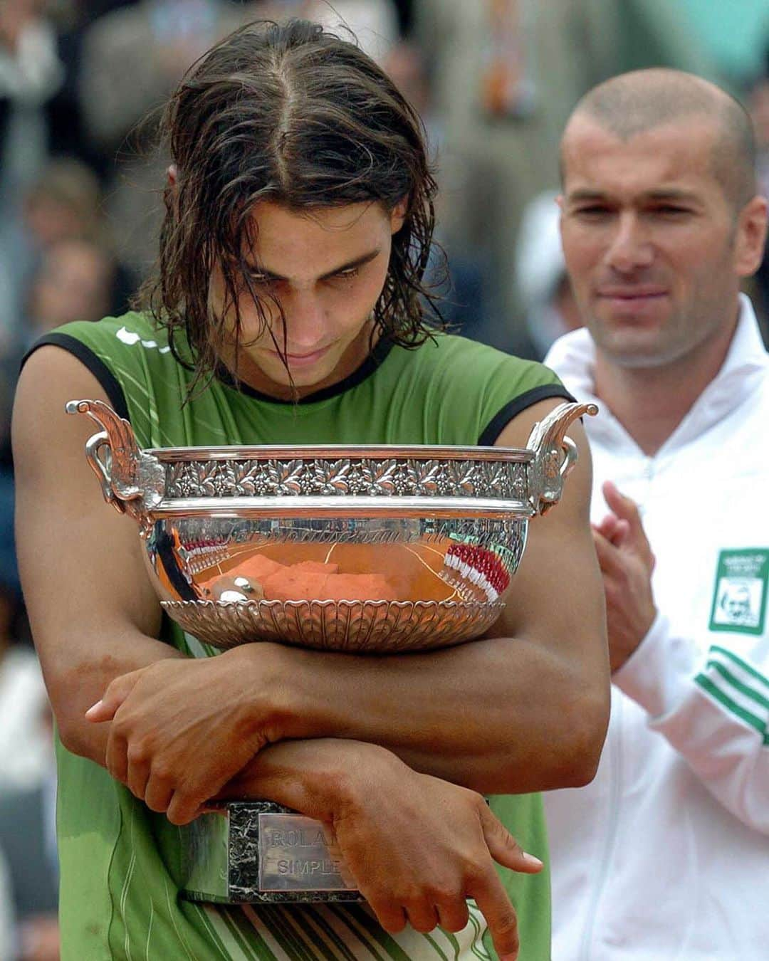 LFPさんのインスタグラム写真 - (LFPInstagram)「How it started ➡️ and the rest is HISTORY! 🏆  Así empezó todo. ¡El resto es HISTORIA! 🏆  #LaLiga #Zidane #Nadal #Football #Tennis #RolandGarros」10月12日 1時43分 - laliga