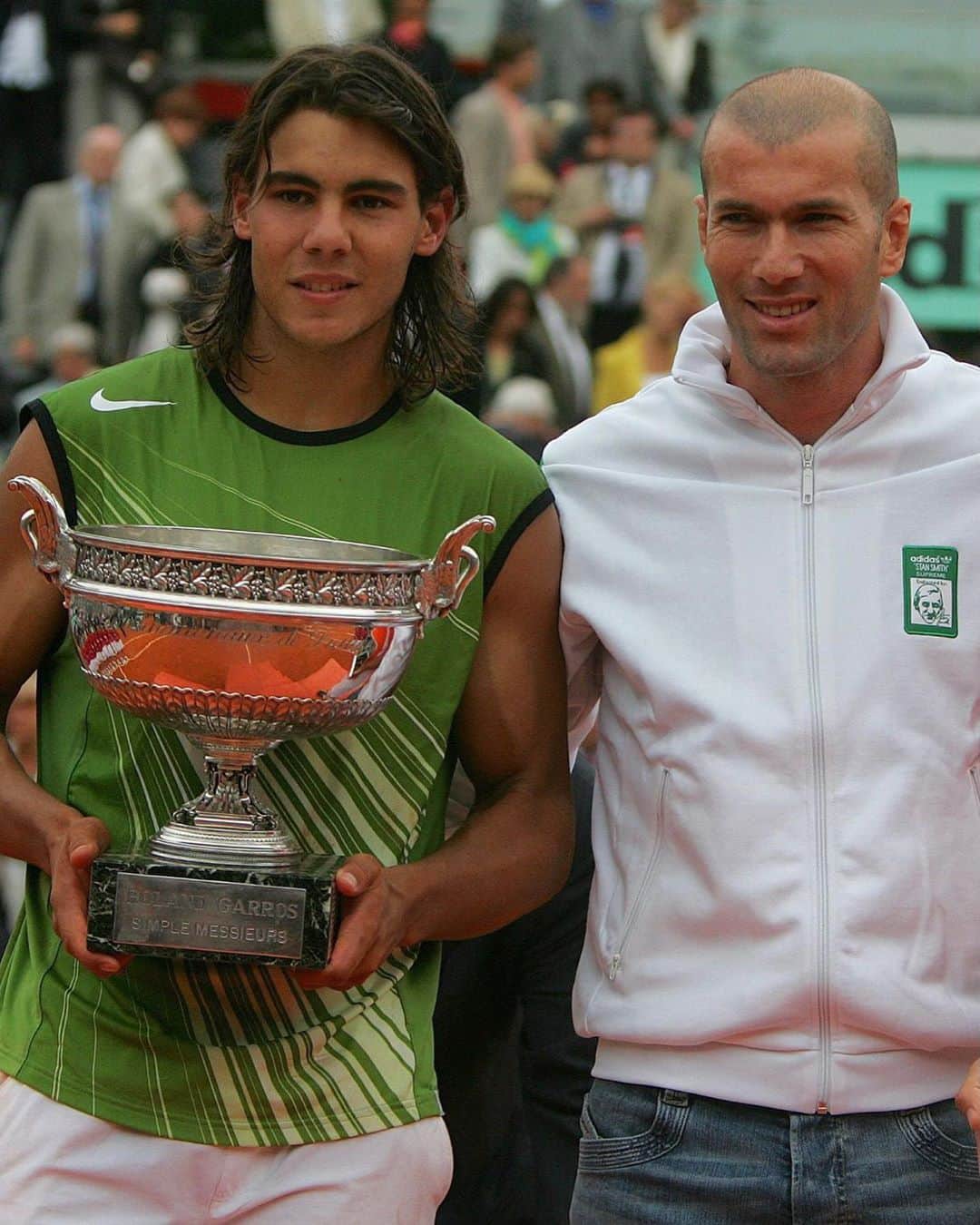 LFPさんのインスタグラム写真 - (LFPInstagram)「How it started ➡️ and the rest is HISTORY! 🏆  Así empezó todo. ¡El resto es HISTORIA! 🏆  #LaLiga #Zidane #Nadal #Football #Tennis #RolandGarros」10月12日 1時43分 - laliga