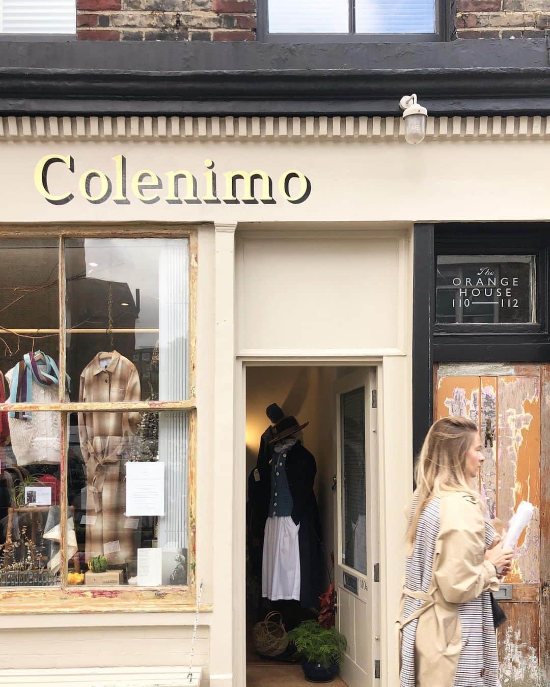 のインスタグラム：「Thank you so much for coming to Colenimo shop today! It was busy and beautiful day🤩✨See you next week🥰xX #columbiaroadflowermarket #colenimo」