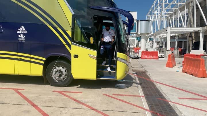 サッカー コロンビア代表チームのインスタグラム：「¡Gracias por todo Barranquilla!  Rumbo a 🇨🇱   #VamosColombia」