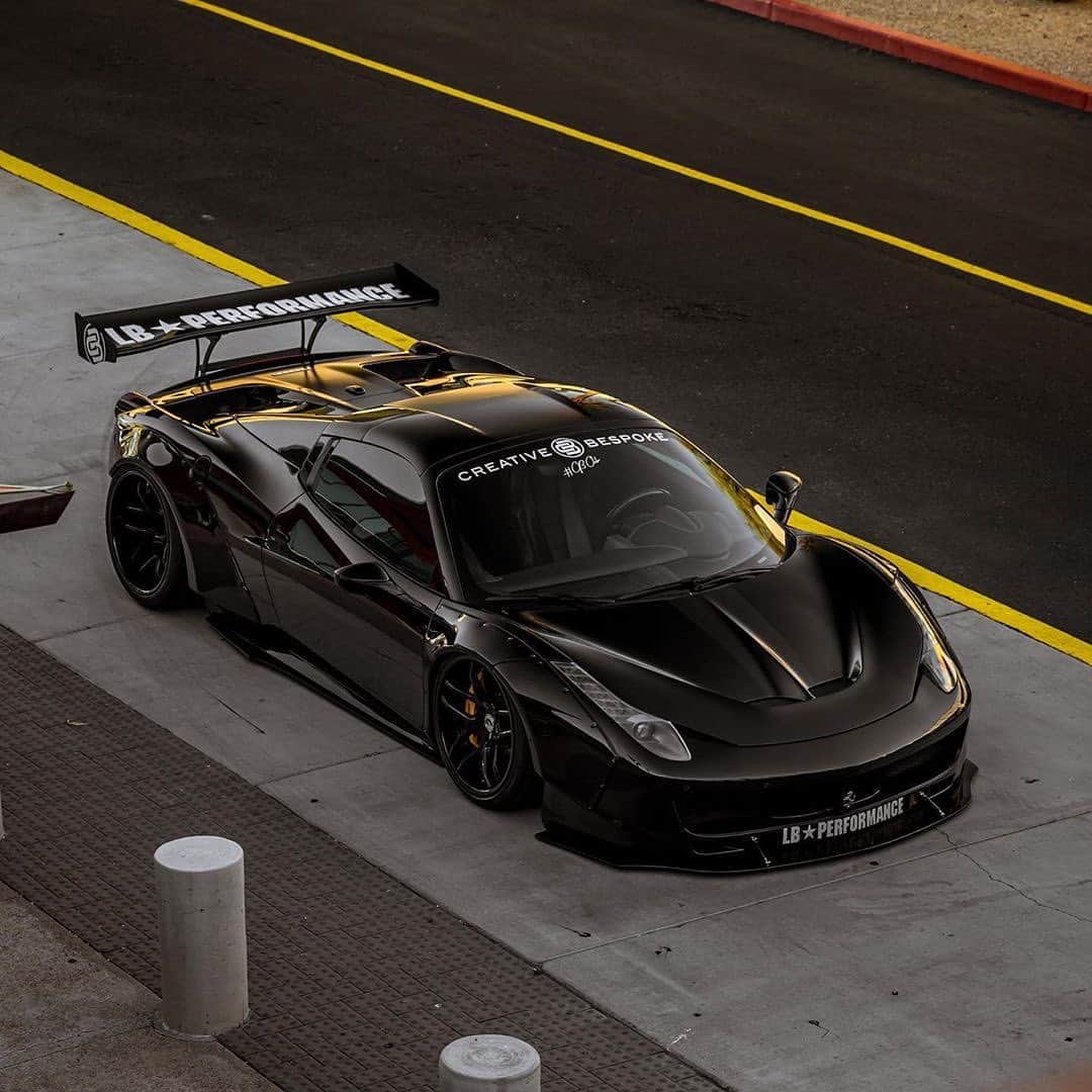 CARLiFESTYLEさんのインスタグラム写真 - (CARLiFESTYLEInstagram)「All black Liberty Walk 458 Spider done by @cb_autosalon @creativebespoke what do you guys think? #carlifestyle」10月12日 3時59分 - carlifestyle