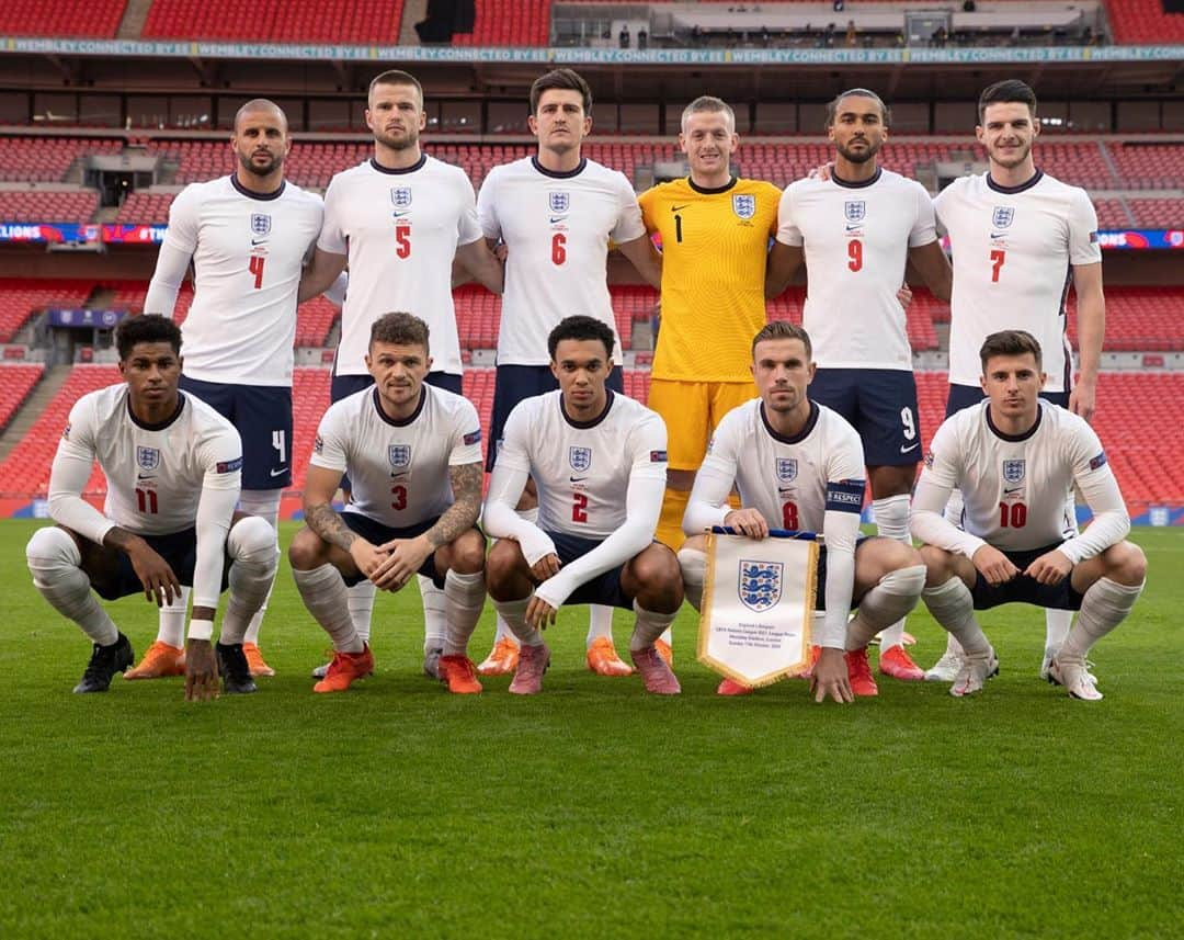 エリック・ダイアーのインスタグラム：「Always a privilege to play with these boys, big win!」