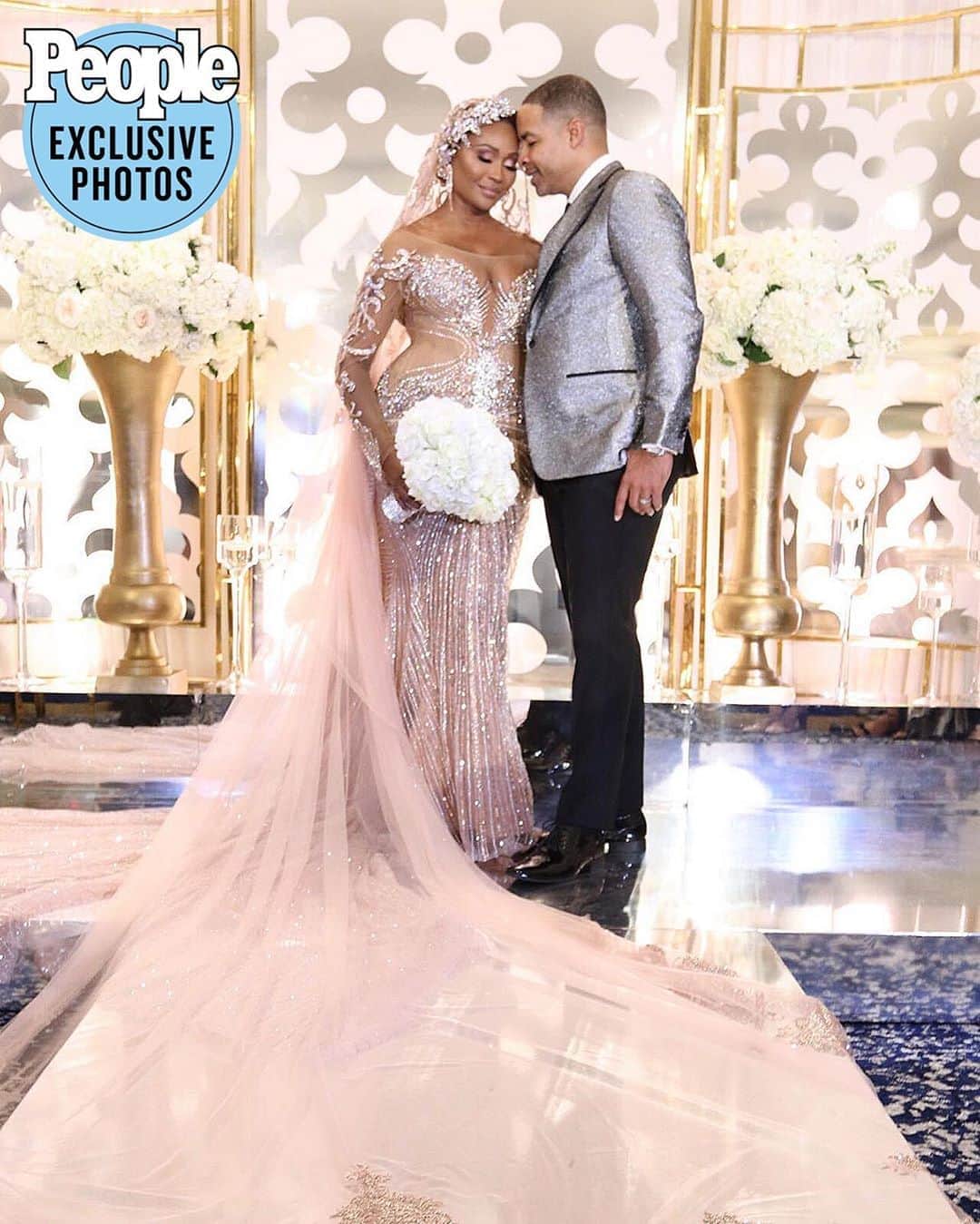 People Magazineさんのインスタグラム写真 - (People MagazineInstagram)「#RealHousewivesofAtlanta's Cynthia Bailey, said "I do" to fiancé Mike Hill in a lavish 250 person wedding ceremony in Georgia, PEOPLE can exclusively reveal. 💍 "We are not perfect, but, are perfect for each other," the newlyweds tell PEOPLE. "We are living in a very different time, and now more than ever we realize that life is too short, and to never take anything for granted." Tap the link in bio for more details, including the "strict" precautions the couple put in place to ensure the safety of their guests. 📷: @imerickrobinson」10月12日 4時31分 - people