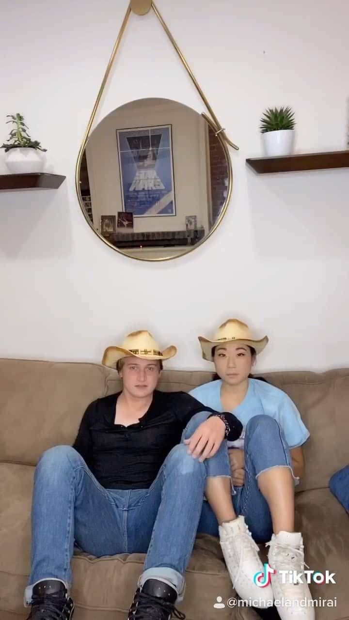 長洲未来のインスタグラム：「#fancyboots ⛸」