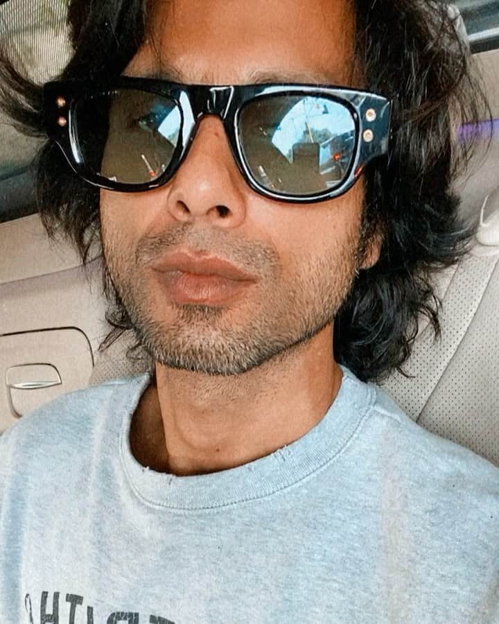 シャーヒド・カプールのインスタグラム：「Mood.」