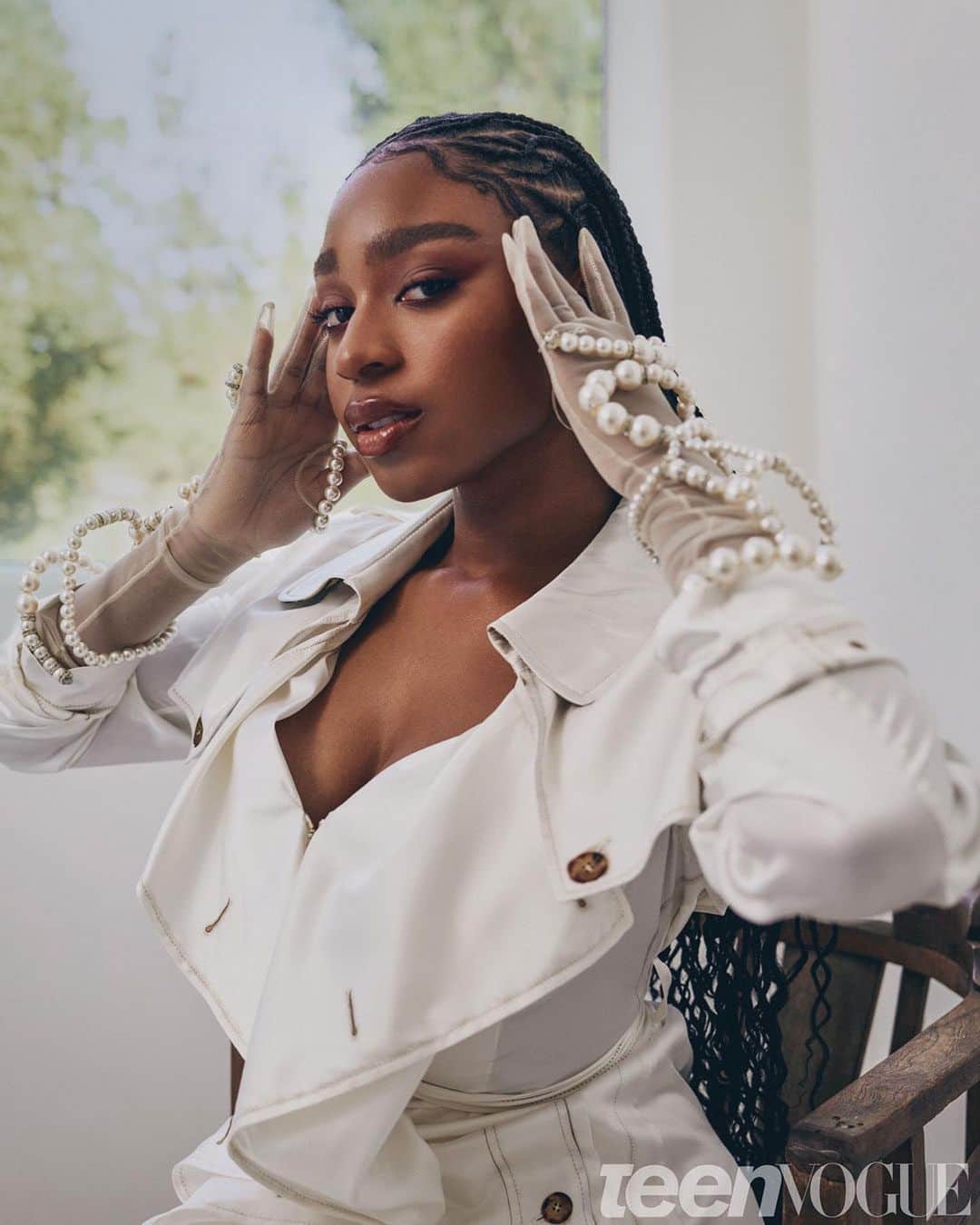 Teen Vogueさんのインスタグラム写真 - (Teen VogueInstagram)「"I feel like we’re in a time in music where women — and Black women — are really on top." ⭐️ With her highly-anticipated debut album, @Normani is charting new territory rooted in relatability. Read more at the link in bio.  📸: @micaiahcarter ✍🏾: @rayzhon 💇🏾‍♀️: @viphair_ashanti 💄: @grace_pae 👗: @zerinaakers 🎬: @hyperion.la」10月12日 6時49分 - teenvogue