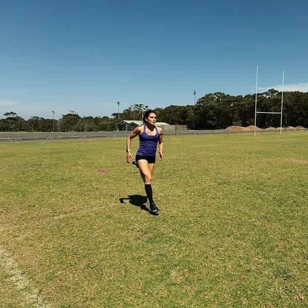Angeline BLACKBURNさんのインスタグラム写真 - (Angeline BLACKBURNInstagram)「Run, Rinse, Repeat ✌ I wouldn't have it any other way x #running #athlete #athletics #trackandfield #mondaymotivation #sport #fit #sprinting #running #happy #nsw」10月12日 7時07分 - ang_blackburn