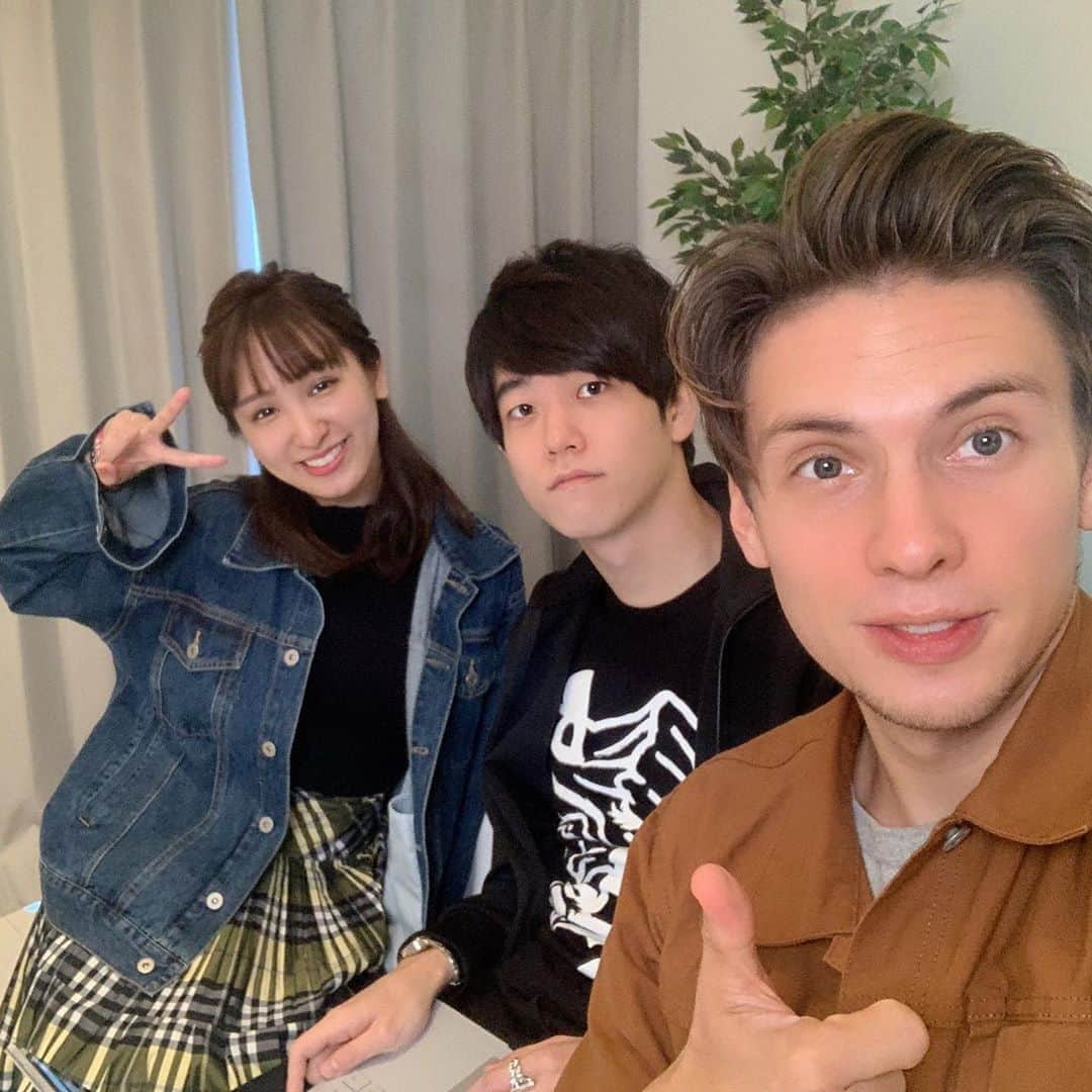 髙木萌香さんのインスタグラム写真 - (髙木萌香Instagram)「☺︎🌈  shooting YouTube w/ Atsuさん＆Nick  #英語 #英語学習 #英語の勉強 #英語勉強法  #atsueigo #高木マーガレット #nick」10月12日 8時04分 - margaretm0e