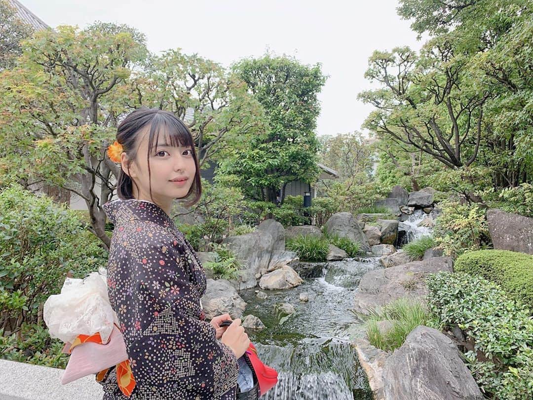 河合くるみのインスタグラム：「・ ・ 自然🍃 ・ ・ 月曜日がんばろゥ！ ・ ・ #着物 #着付け #和風 #浅草 #浅草観光 #食べ歩き #自然 #秋 #followmeplease #japan #travel #kimono #kawaii #culture」