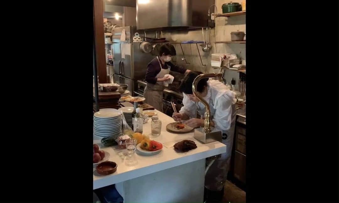 STORY公式のインスタグラム