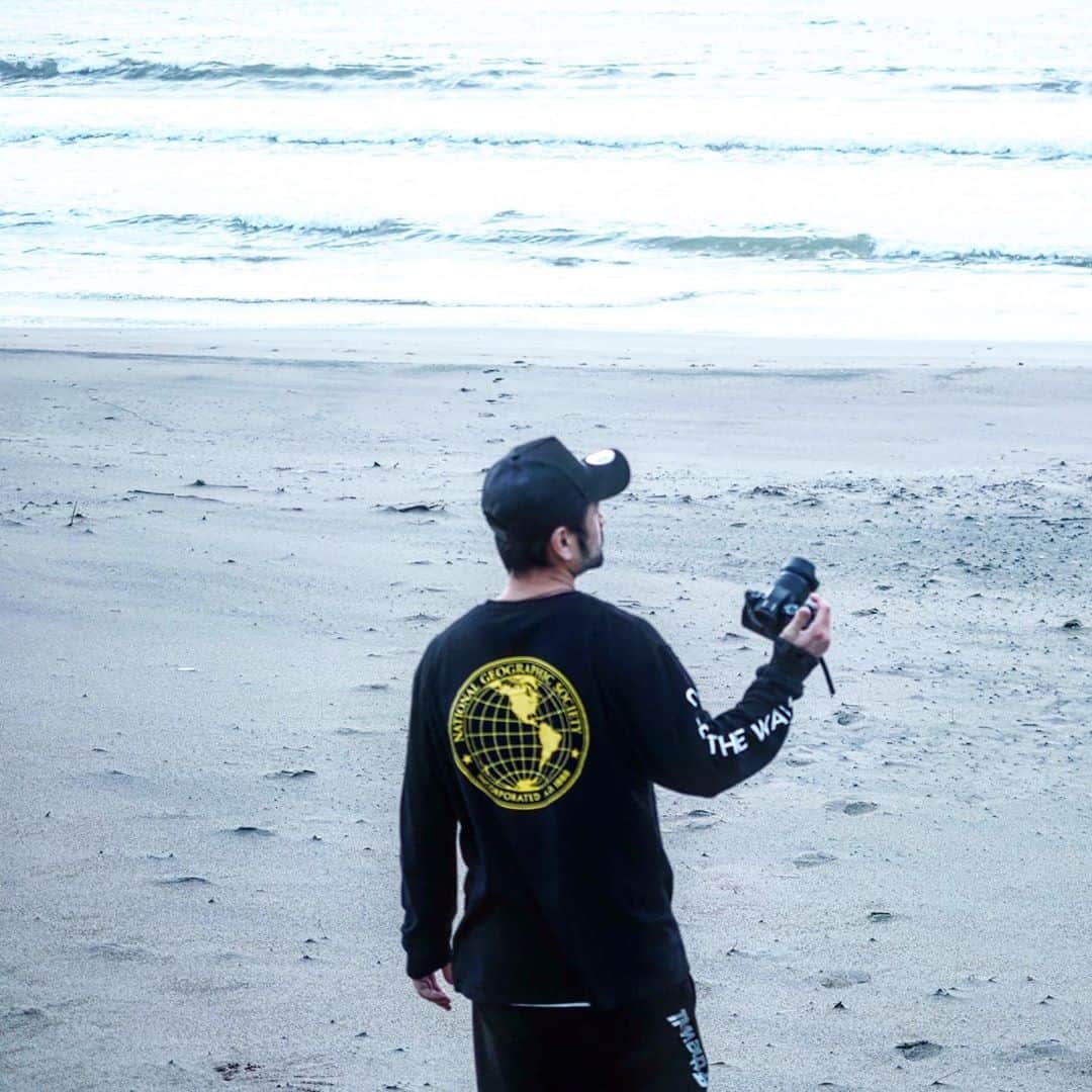 元気☆たつやさんのインスタグラム写真 - (元気☆たつやInstagram)「#映像クリエイター #動画作成  #Movie #朝の海 #ノラメン  #元気たつや #カメラ #followus #followplease 📸@nkondo1967」10月12日 9時47分 - genkitatsuya