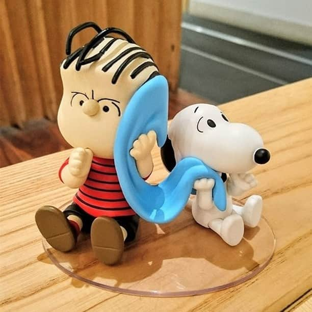 MEDICOM TOYさんのインスタグラム写真 - (MEDICOM TOYInstagram)「😗👌 © 2020 Peanuts Worldwide LLC  #ライナス #スヌーピー #ピーナッツ #メディコムトイ #linus #snoopy #peanuts #udf #medicomtoy」10月12日 10時30分 - medicom_toy