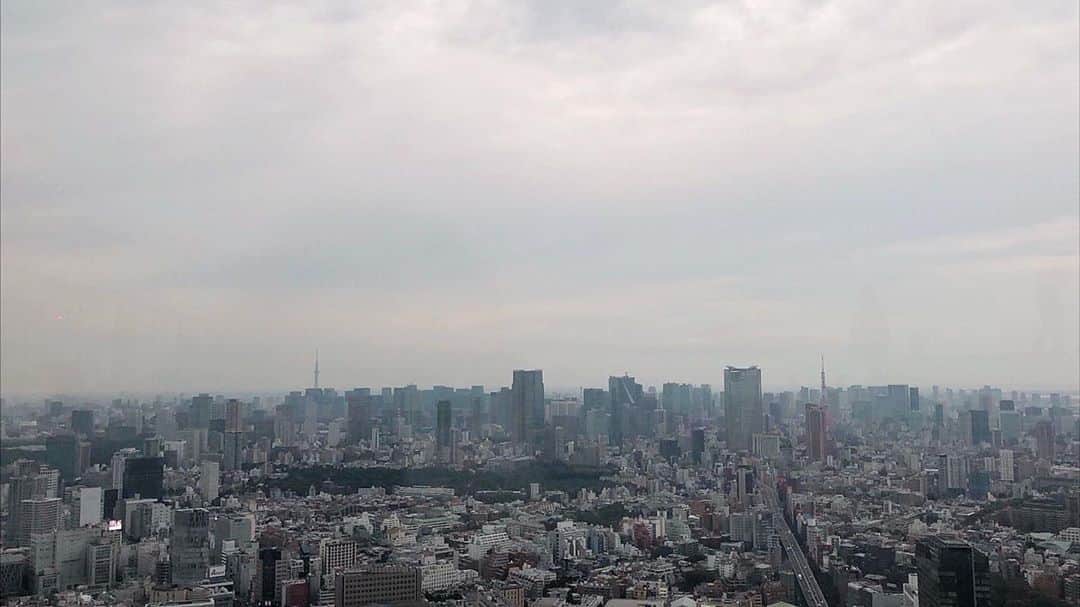 西脇梨紗さんのインスタグラム写真 - (西脇梨紗Instagram)「真っ白だった日 #shibuyasky #渋谷 #tokyo #shibuya」10月12日 10時44分 - risa_nishiwaki