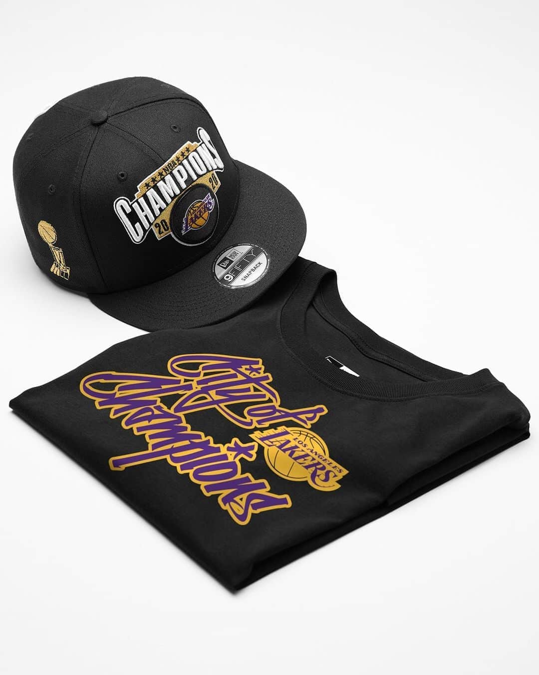 ニューエラ・キャップのインスタグラム：「The @lakers are your 2020 NBA Champions. Celebrate the victory with the NBA Authentics: Finals Champions Collection available now at neweracap.com.  Link in bio🏆」