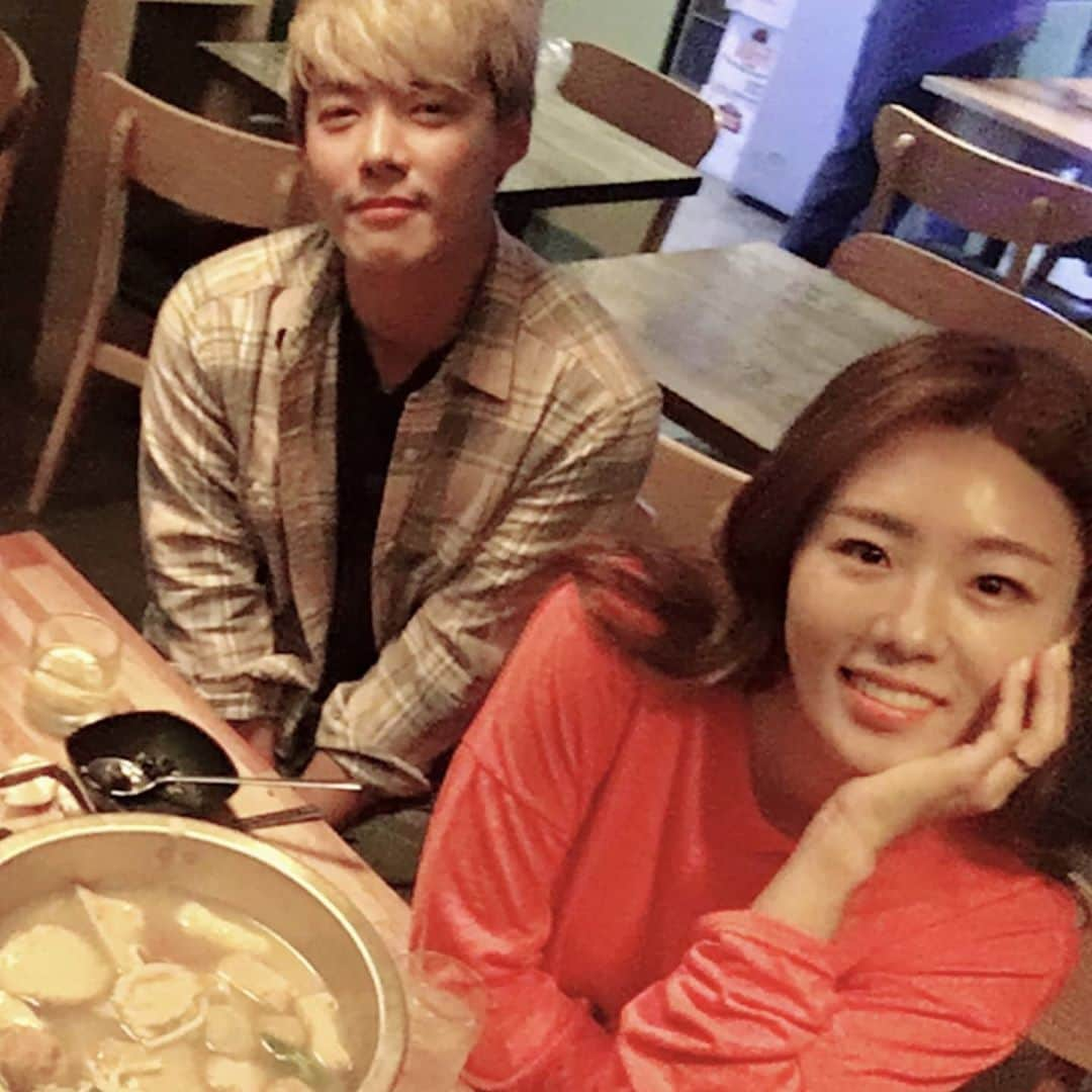 カンナム のインスタグラム：「결혼한지 오늘 딱 1년^^ Thank you for being a wonderful wife!!! 🥰🥰🥰  #사귀기전사진 #기여움」