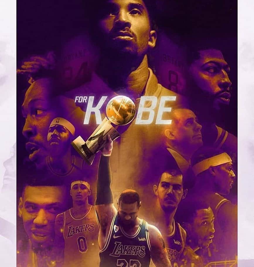 リセット・サラスのインスタグラム：「💜🏆💛🏀」