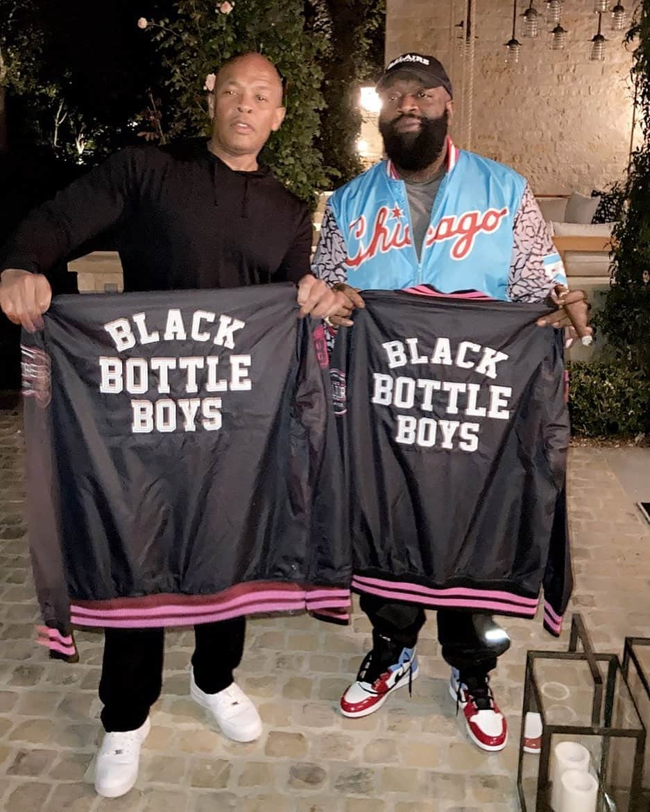 リック・ロスさんのインスタグラム写真 - (リック・ロスInstagram)「Got some HEAT ON THE WAY 🔥   @officialbelaire @blackbottleboys」10月12日 11時53分 - richforever