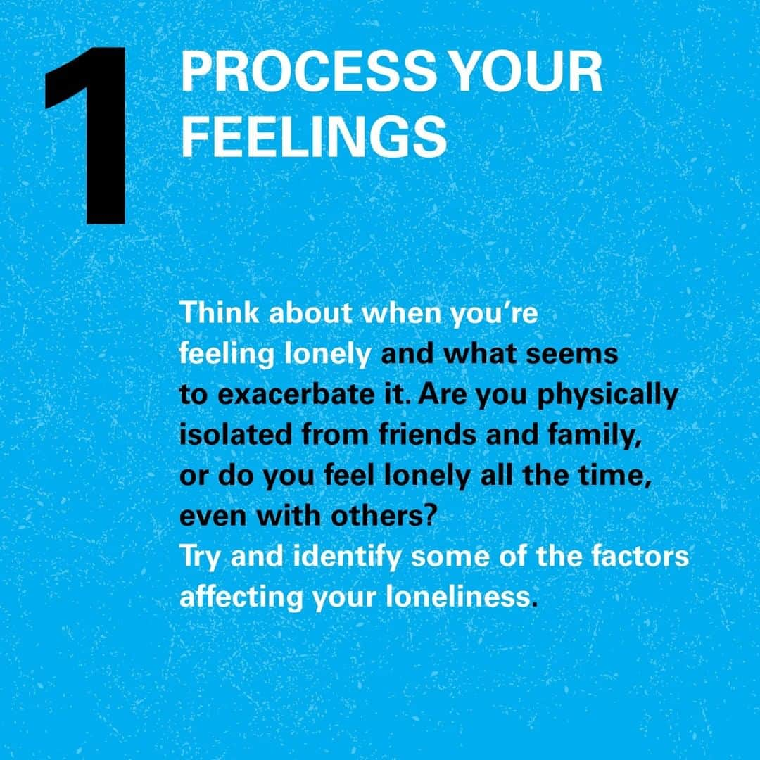 unicefさんのインスタグラム写真 - (unicefInstagram)「We rarely talk about it, but loneliness is something that affects all of us from time to time. ⁣⁣ ⁣⁣ 👉 Swipe across for tips on supporting your mental health. ⁣ ⁣⁣⁣」10月12日 13時00分 - unicef