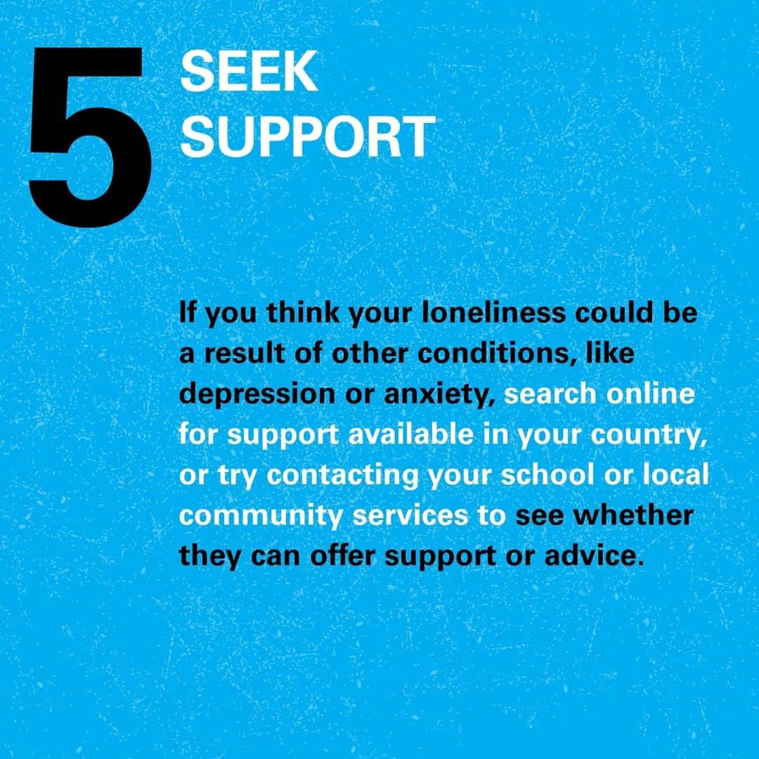 unicefさんのインスタグラム写真 - (unicefInstagram)「We rarely talk about it, but loneliness is something that affects all of us from time to time. ⁣⁣ ⁣⁣ 👉 Swipe across for tips on supporting your mental health. ⁣ ⁣⁣⁣」10月12日 13時00分 - unicef