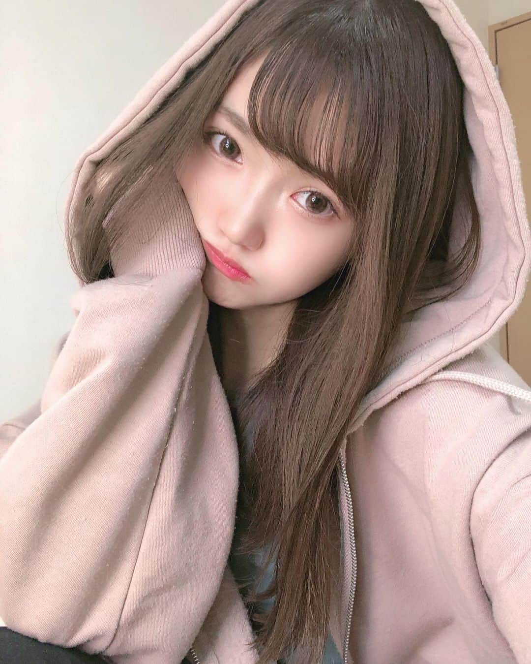 森下ありさのインスタグラム：「おひさ😾🤍 #photography #photo #photooftheday #photographer  #instalike #instagram  #instagramjapan #instapic #instafashion #instalove #instagood #instadaily #makeup #idol #new」
